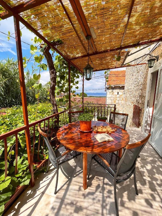 Holiday Home Skala With Hot Tub & Kala With Terrace Pitve ภายนอก รูปภาพ