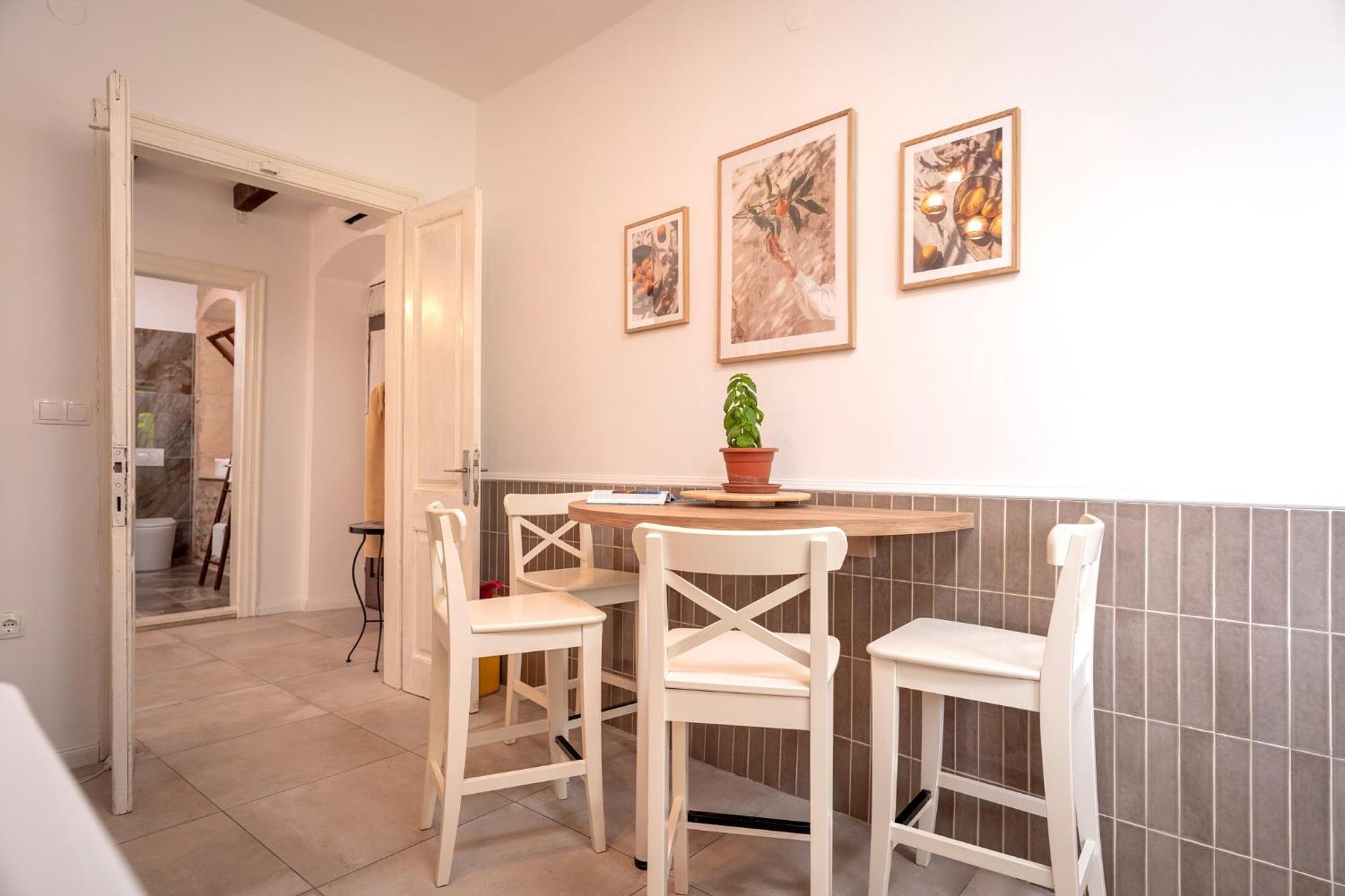 Holiday Home Skala With Hot Tub & Kala With Terrace Pitve ภายนอก รูปภาพ