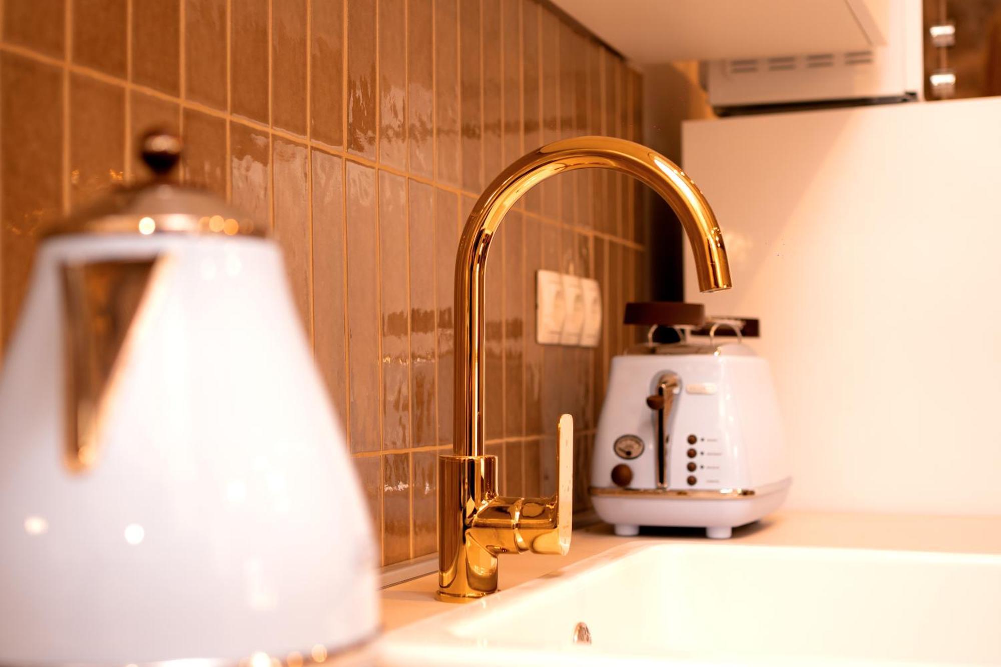 Holiday Home Skala With Hot Tub & Kala With Terrace Pitve ภายนอก รูปภาพ